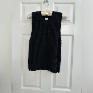 Abercrombie Easy Shaker Sweater Tank. Size small black